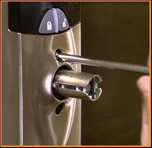 Long Beach Clifornia Locksmith Long Beach, CA 562-567-6814 - 17-locksmith-service